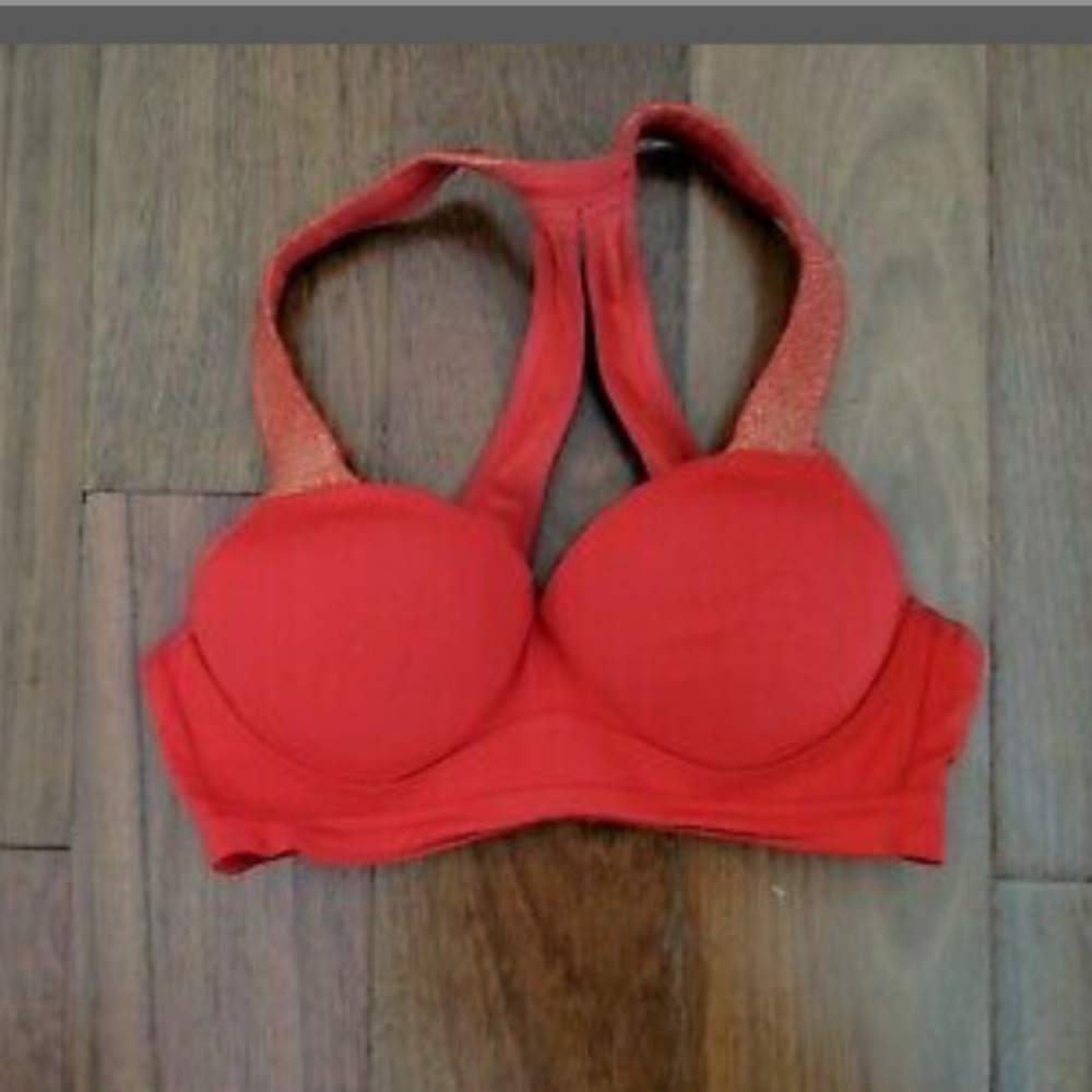 NWOT Victoria’s Secret Sport Bra
